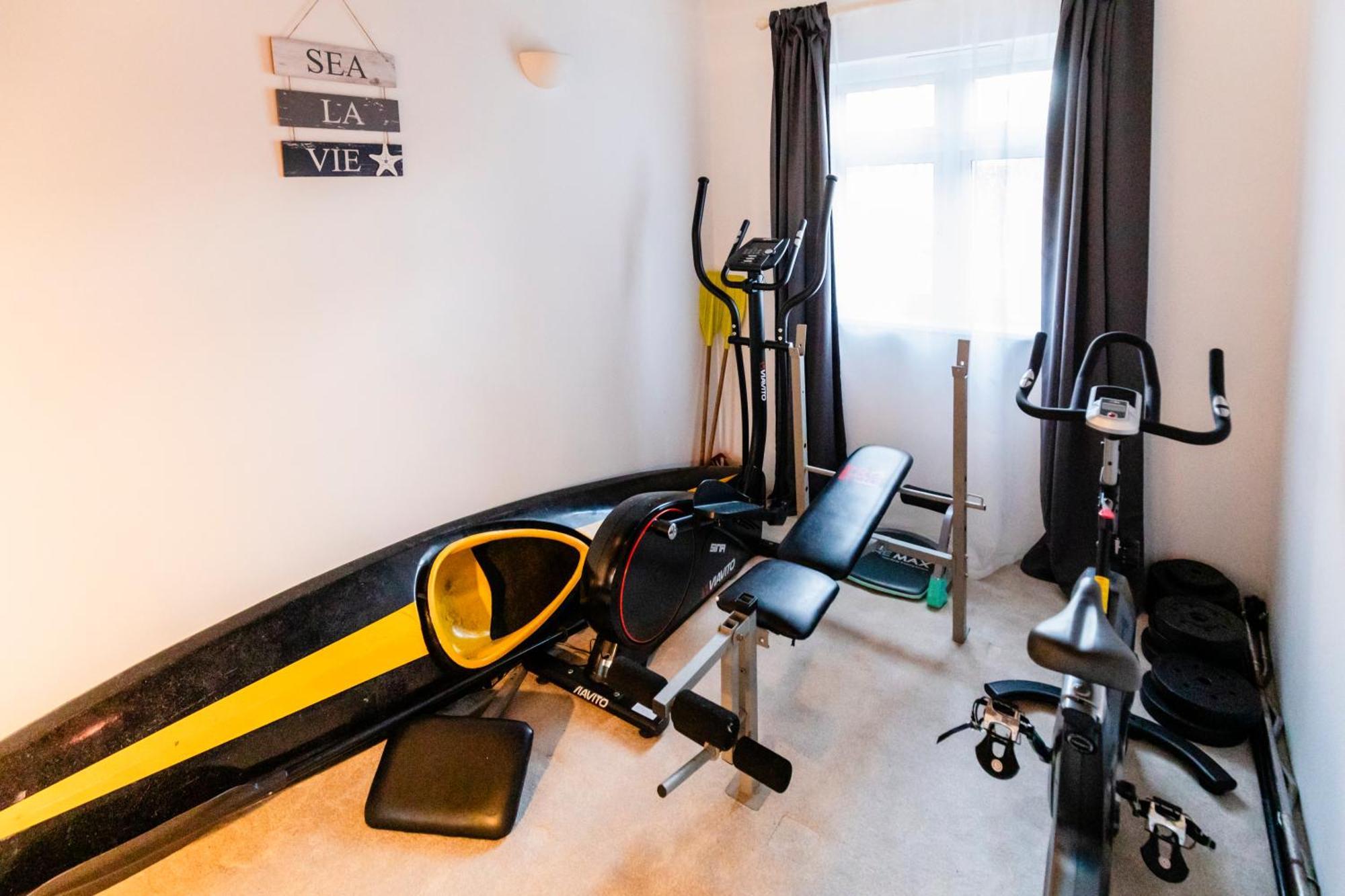 Chichester Retreat House With Free Parking المظهر الخارجي الصورة