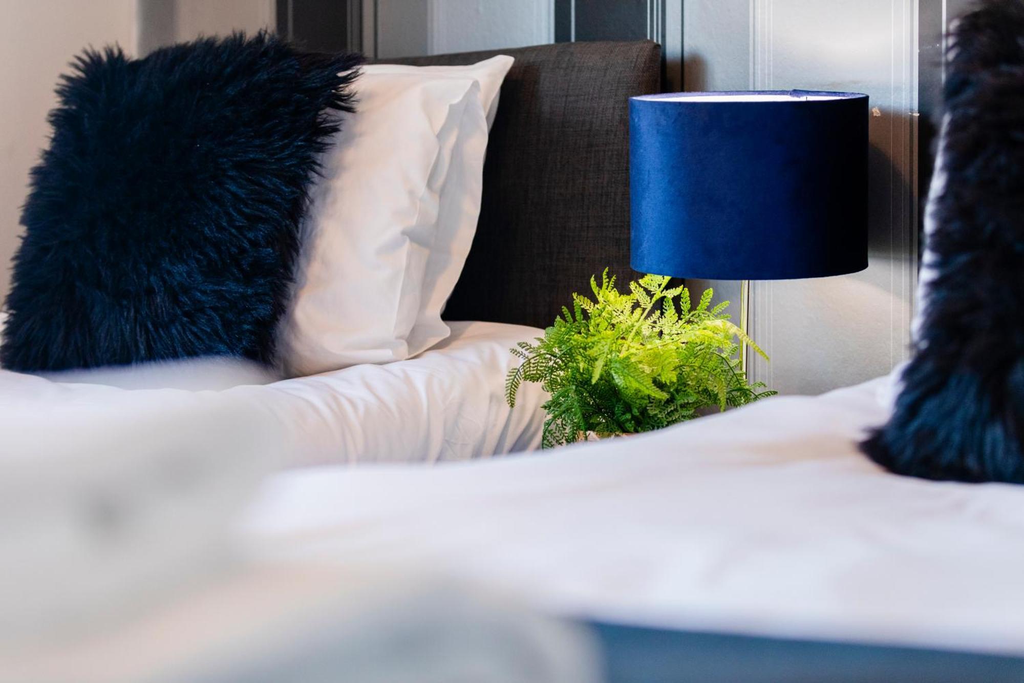 Chichester Retreat House With Free Parking المظهر الخارجي الصورة